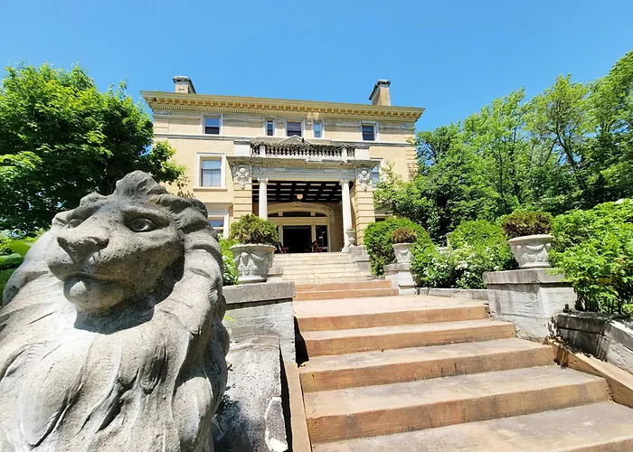 Historic Cotton Mansion By Heirloom Boutique Collection Hotel Duluth
