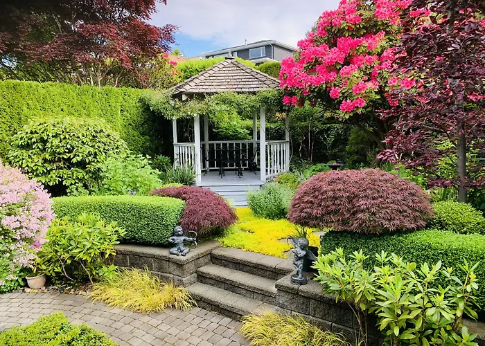 Crystal'S View Bed & Breakfast North Vancouver
