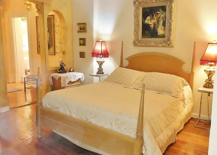 The Cottage Bed & Breakfast Monticello