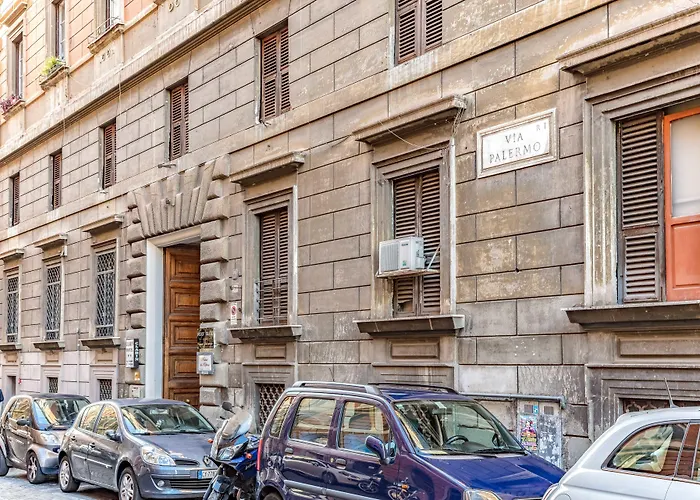 Bed and BreakfastNew Morpheus Rooms