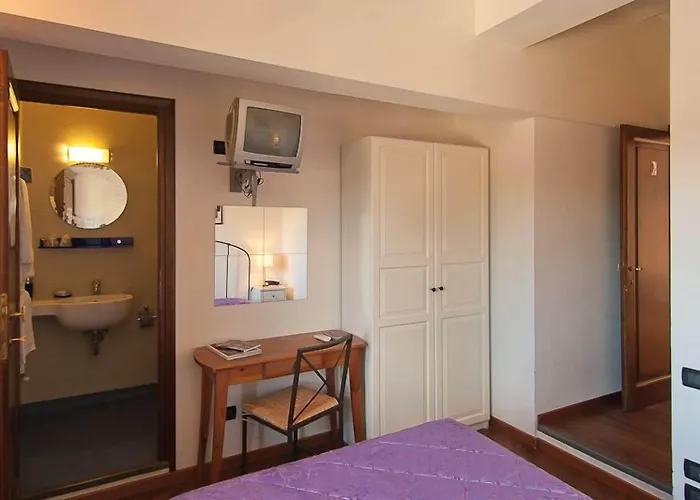 B&B Arco Antico Florence