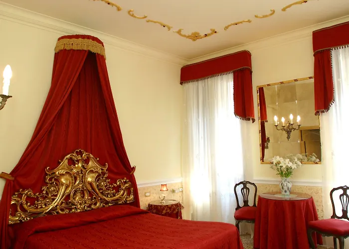 Casa Alla Fenice Venice