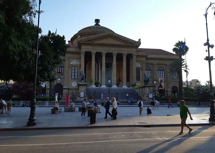 Cavour Il Conte Camillo Bed & Breakfast Palermo