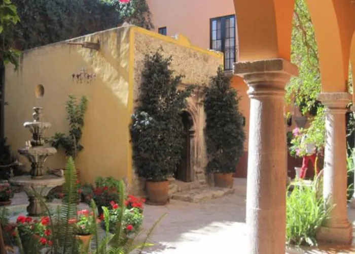 Antigua Capilla Bed And Breakfast San Miguel de Allende