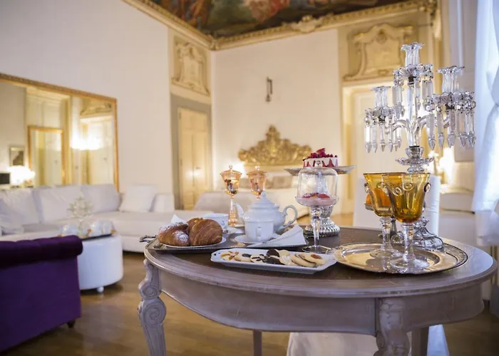 Palazzo Tolomei - Residenza D'Epoca Firenze