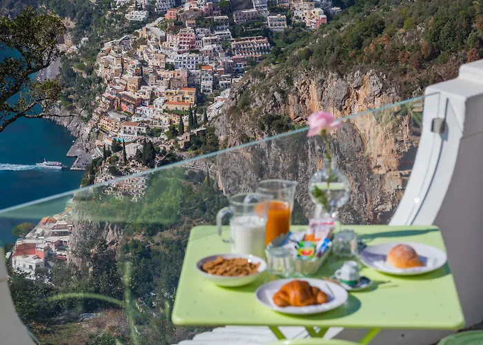 Bacio Del Sole B&B Positano