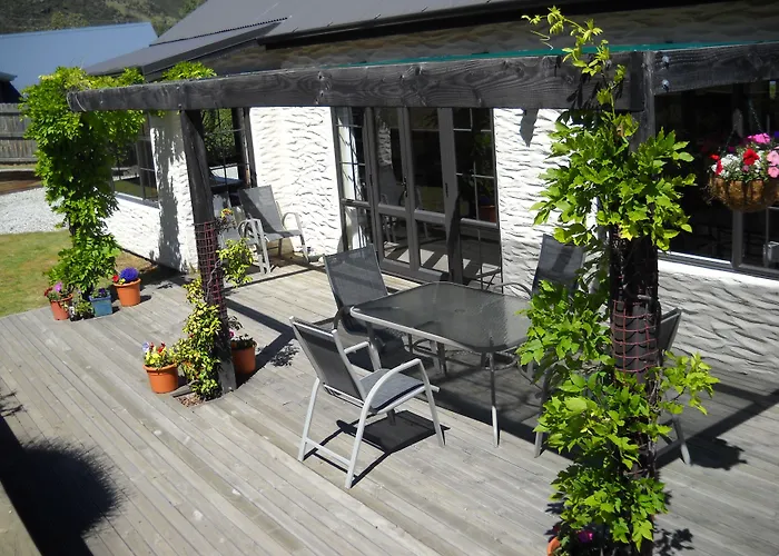 Criffel Peak View Bed And Breakfast Wanaka