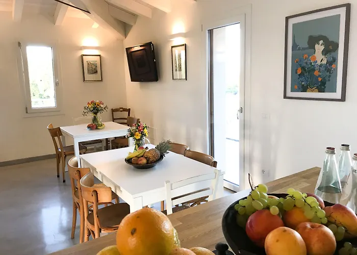 Guest House Bella Onda Tessera