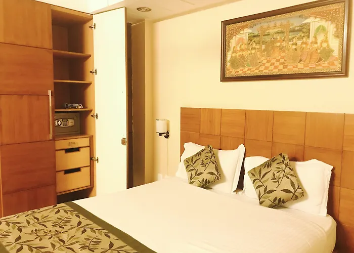 Skylink Suites Bed & Breakfast New Delhi