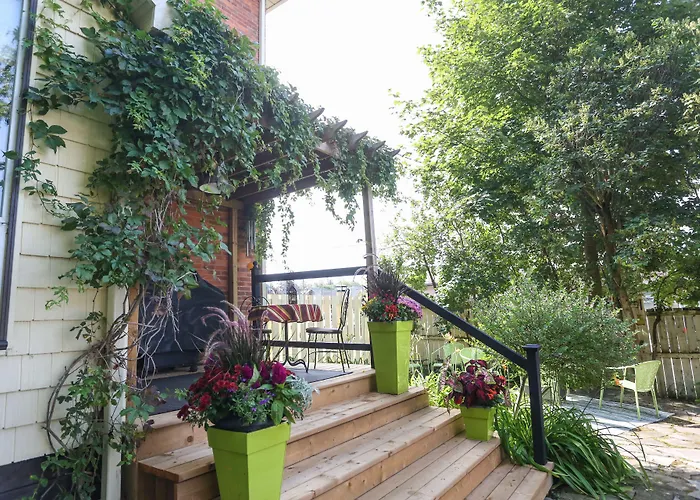 Danby House Bed & Breakfast Markdale