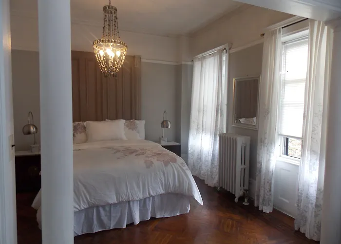 Serenity At Home Guest House New York