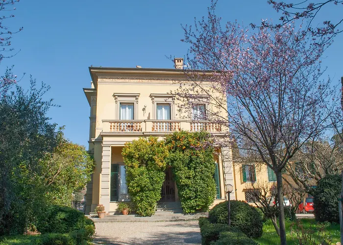 Dimora Salviati Bed & Breakfast Florence
