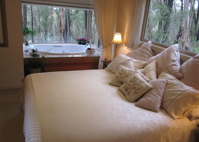 Myers Creek Cascades Luxury Cottages Healesville
