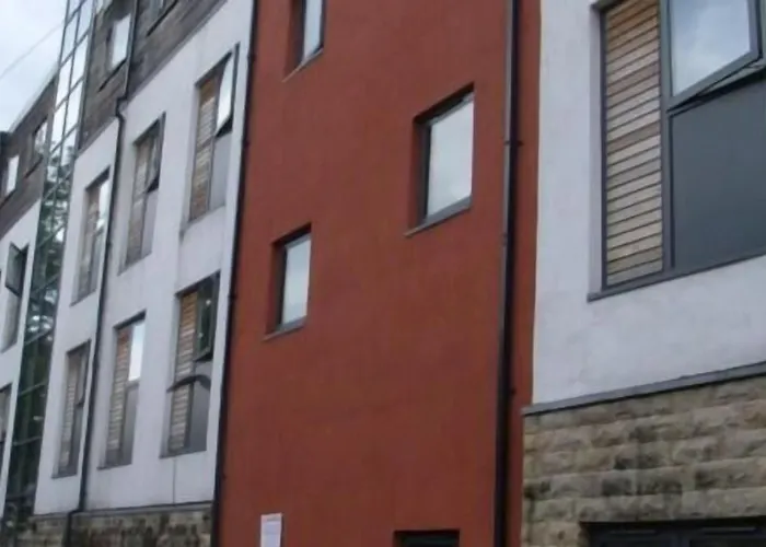 Bed and BreakfastAlton Apartments