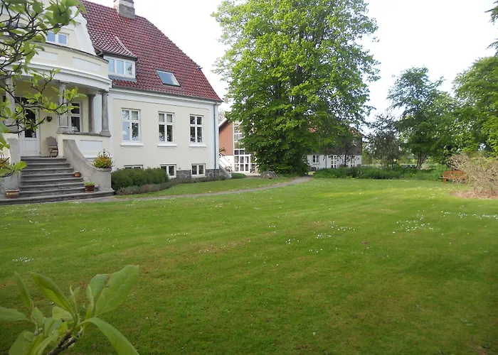 Tiendegaarden Møns Klint Bed and Breakfast Borre