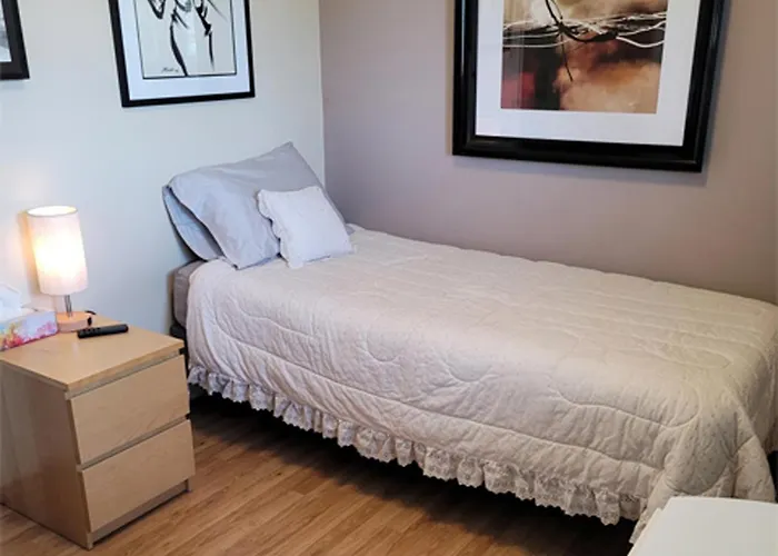 The Dewberry Homestay B&B Edmonton