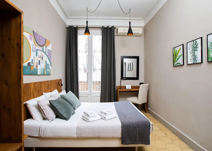 Jardinets Guest House Barcelona