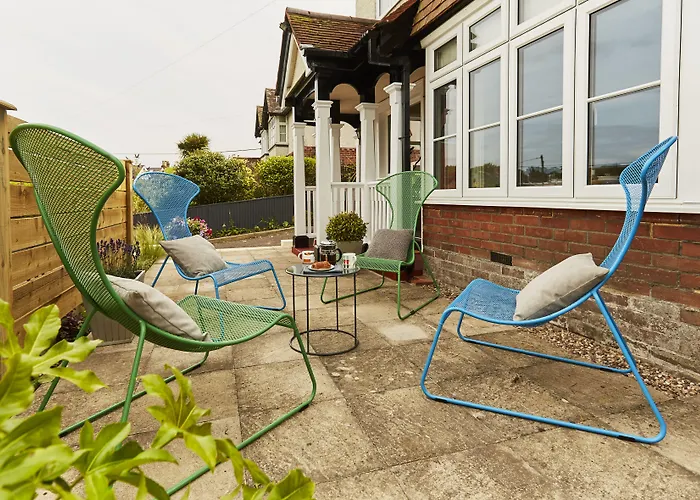 Bed and BreakfastHouse