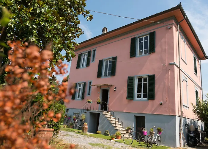 Villa Sunrise Lucca