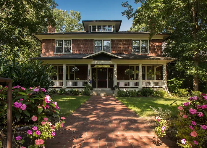 Sweet Biscuit Inn Asheville