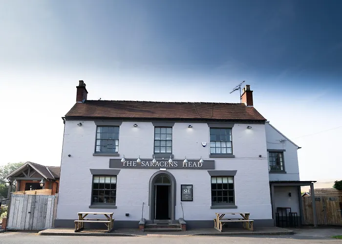 The Saracens Head Bed & Breakfast Stafford