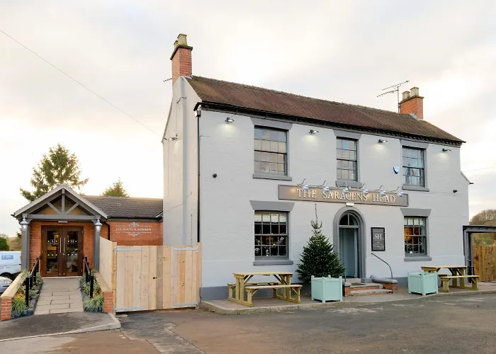 The Saracens Head Bed & Breakfast Stafford