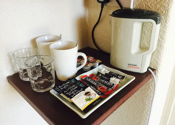 Bed and BreakfastBrentwood Villa