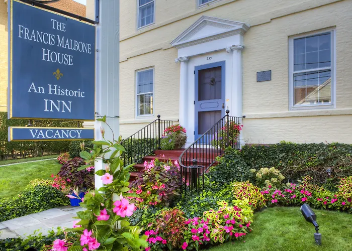 Francis Malbone House Bed & Breakfast Newport