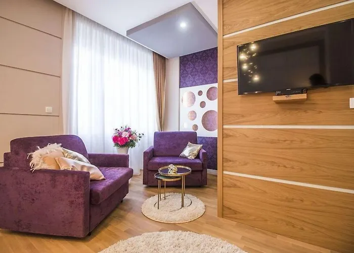 Vip Rooms Split