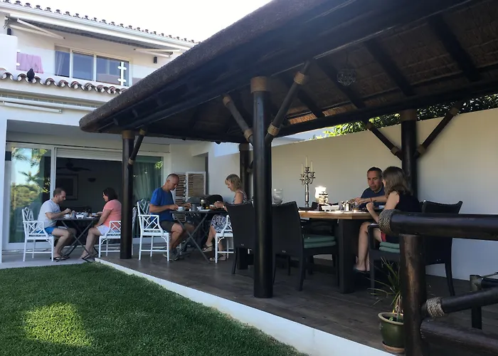 Villa Breeze Boutique Guest Rooms, Marbella Sitio de Calahonda