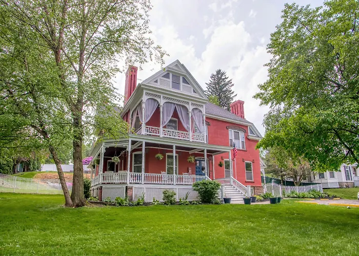 Hatch House Bed & Breakfast Towanda