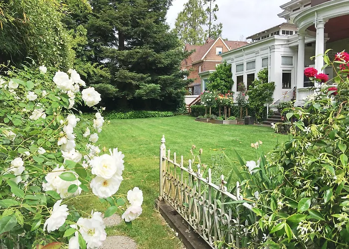 Churchill Manor Napa