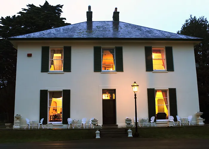 Elm Grove Country House Tenby