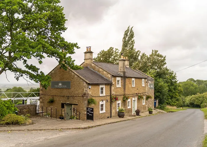 Rising Sun Pub, Restaurant And Rooms Lacock