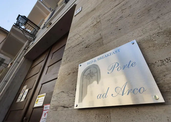 Porte Ad Arco Bra
