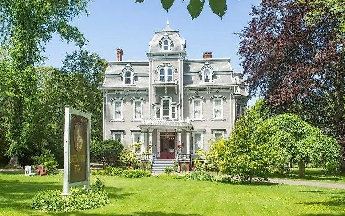 Queen Anne Inn Annapolis Royal