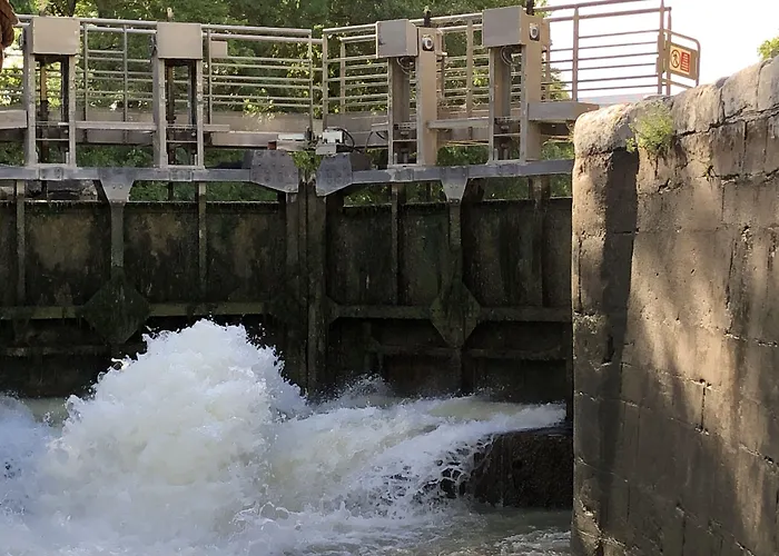 Bed and Breakfast Le Coeur De La Bastide - Adult Only Carcasona