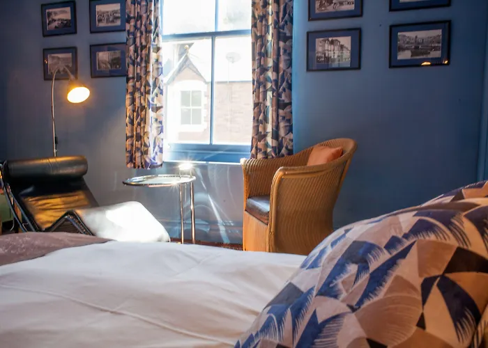 Hill View House Bed & Breakfast Dartmouth