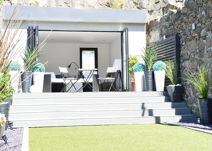 Pier39Portrush Adult Only Bed & Breakfast