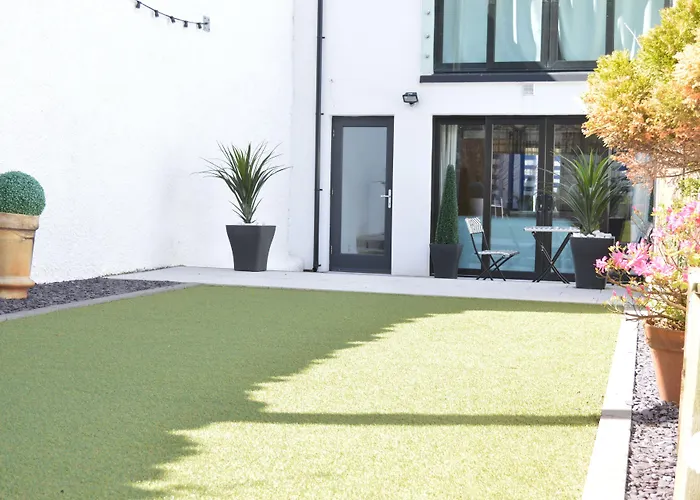 Pier39Portrush Adult Only Bed & Breakfast