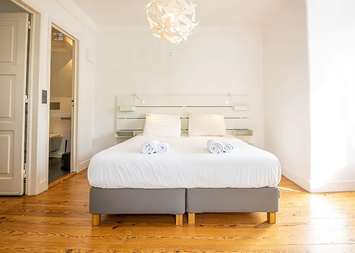 Vago Alcantara Suites Lisboa