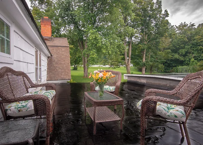Blackberry River Inn Norfolk