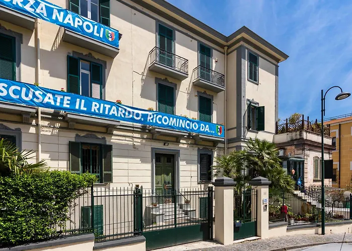 La Casa Del Sole A Mergellina Napoli