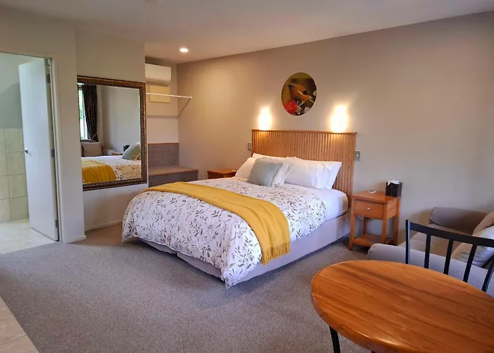 Blue Ridge Studios And Bed & Breakfast Te Anau