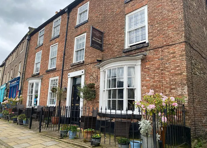 The Castle House Bed & Breakfast Richmond 