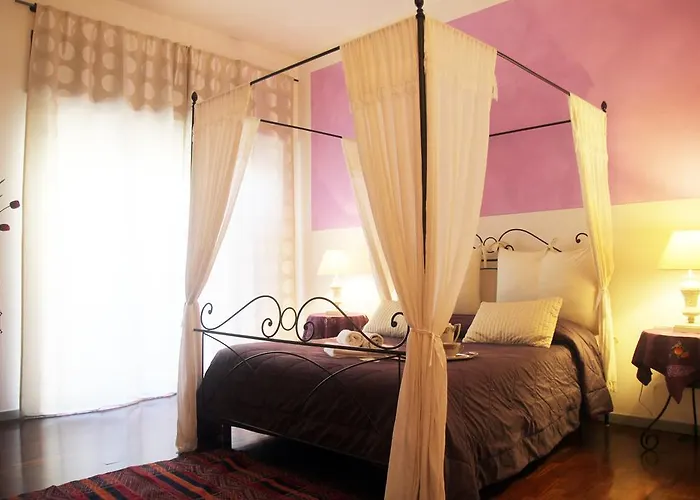 Bed and BreakfastPrimavera Rooms