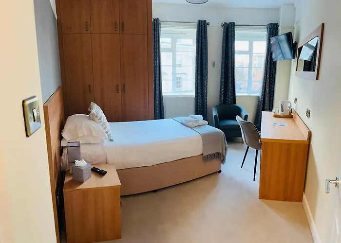 Vincent House London Residence