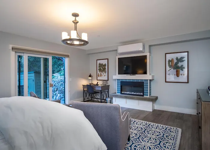 The Grand Idyllwild Lodge