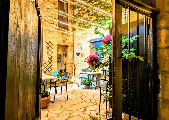 La Lanterne Chambres D'Hotes Sarlat-la-Canéda