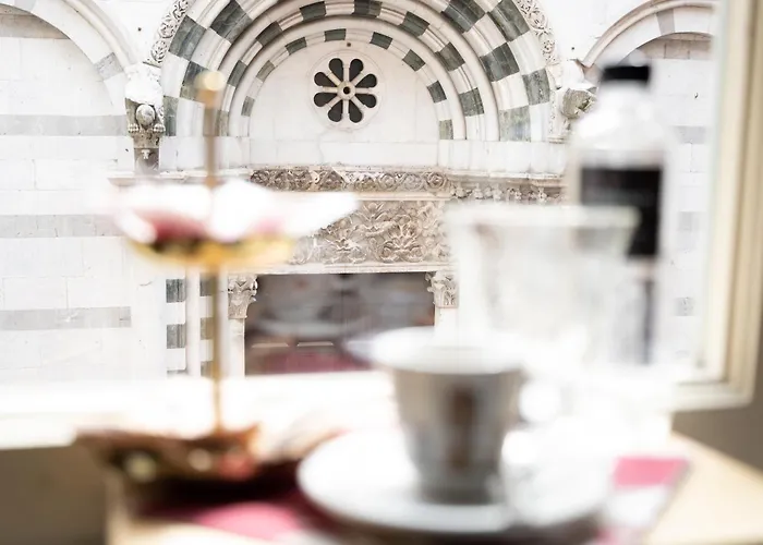 L'antica Bifore Lucca